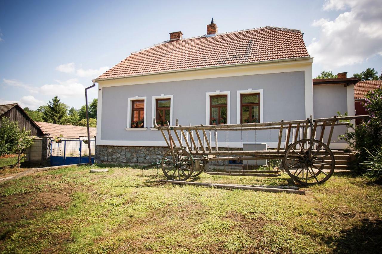 Chalupa U Jezka Morkŭvky Exteriör bild